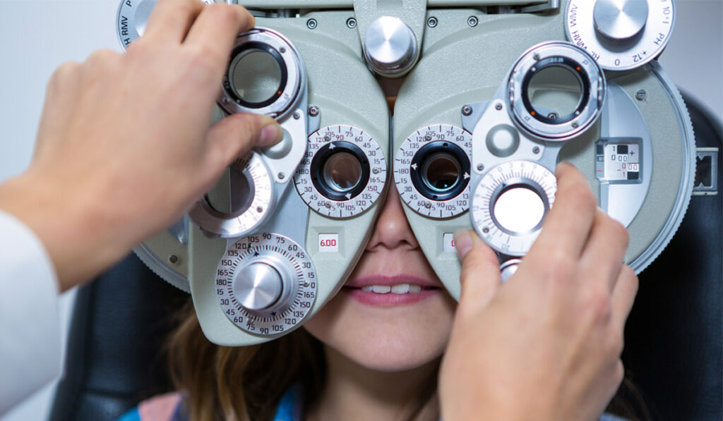 The Essentials Of Comprehensive Eye Examinations